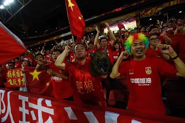  美因茨主场球迷助威催生逆转好戏